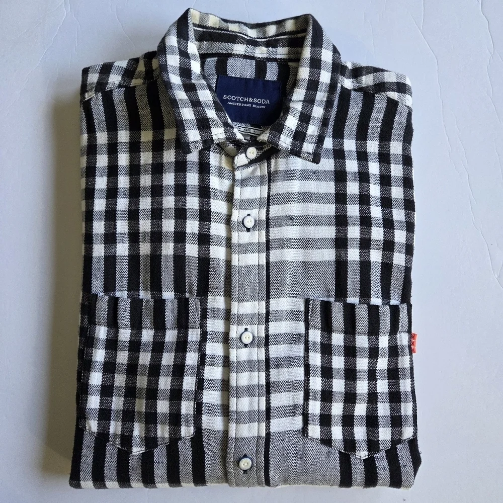 Men's Black and White Checkered Relaxed Shirt
